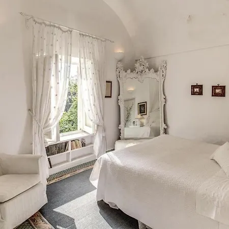 Felce Villa