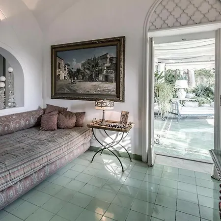 Felce Villa