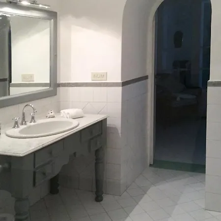 Felce Villa *